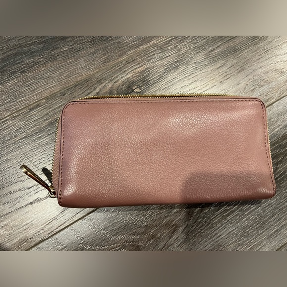Michael Kors Wallet - Picture 2 of 4